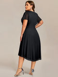 Plus Size Black Short Sleeve A-Line V-Neck Wedding Guest Dress with Appliques