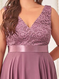 Plus Size A-Line Ruffles V-Neck Prom Lace Dress for Women
