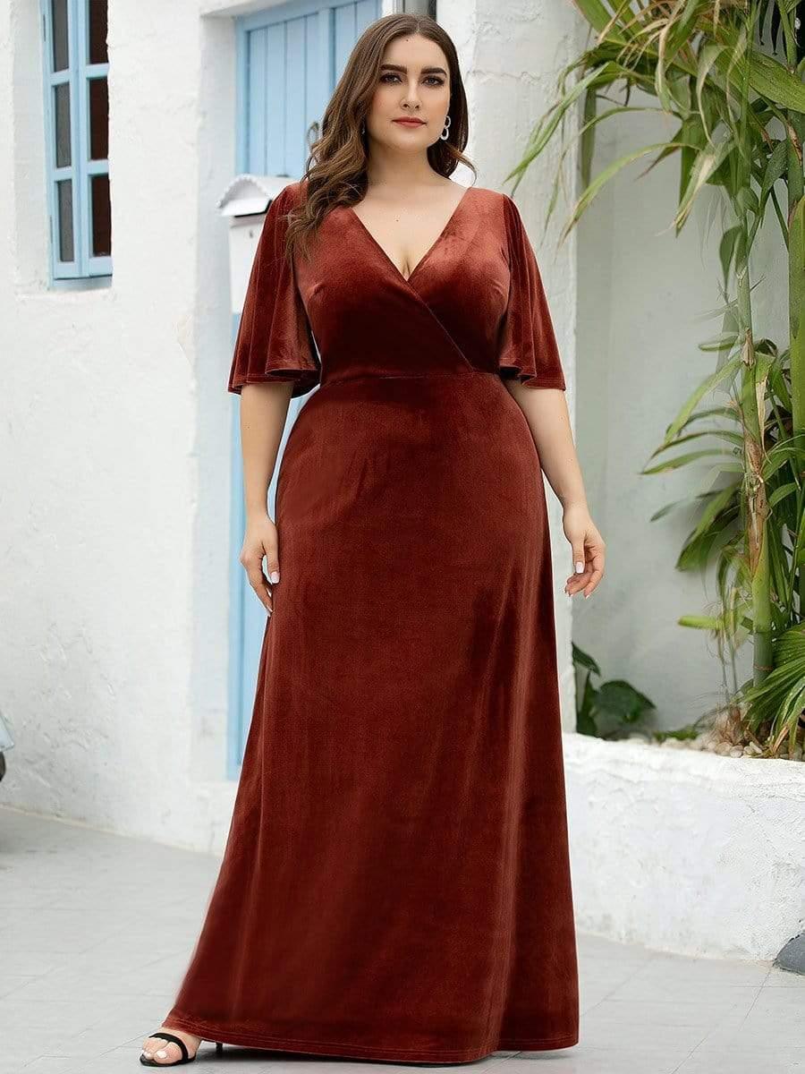 Mature A-Line V-Neck Plus Size Velvet Maxi Evening Dress with Sleeves