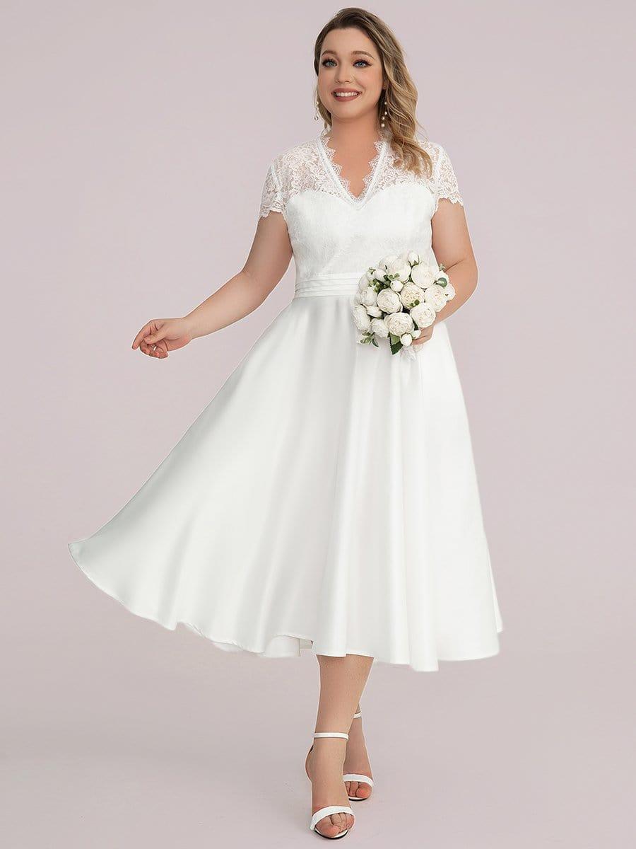 A-Line Plus Size V-Neck Lace Empire-Waist Cocktail Dress with Pockets