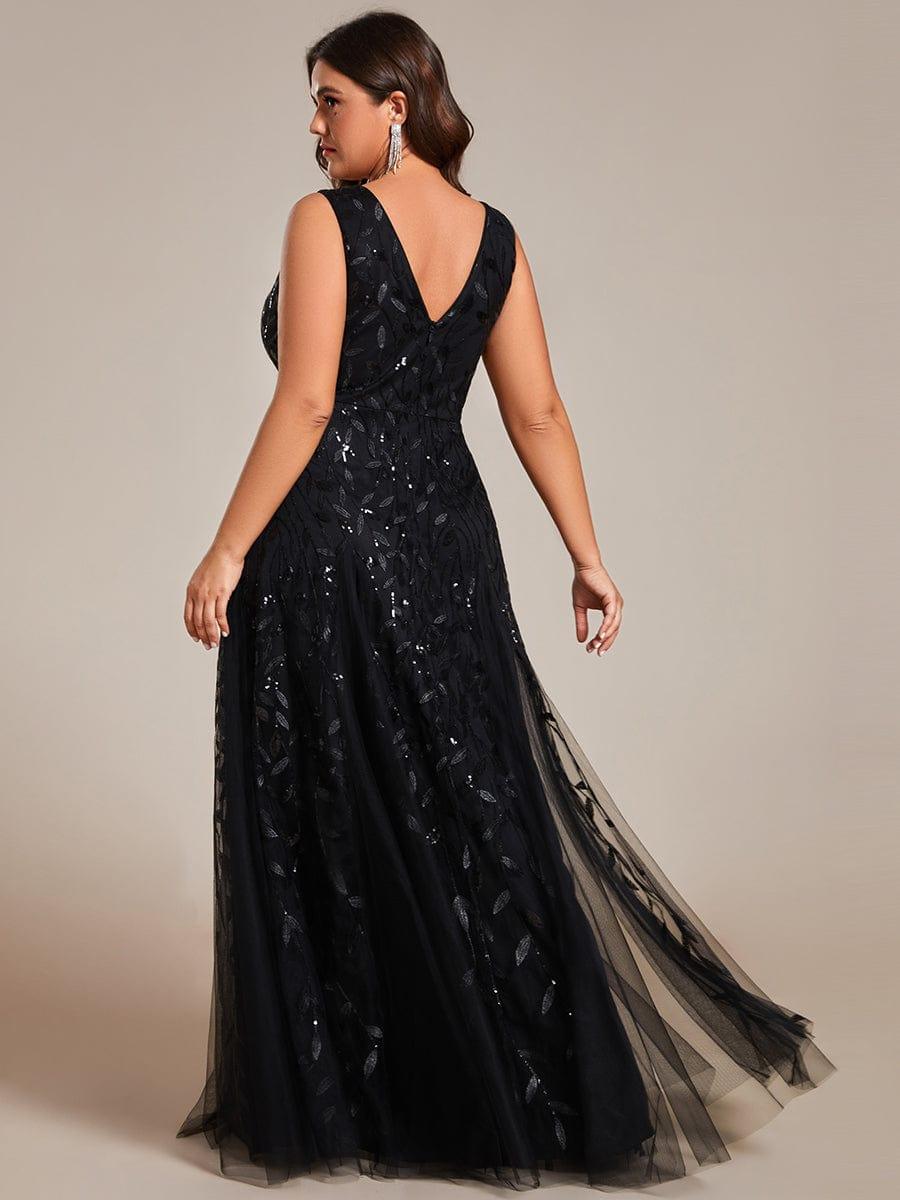 Plus Size A-Line  Sparkling Sleeveless Formal Evening Dress with Sequins