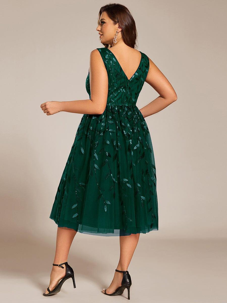 Plus Size A-Line Sleeveless Sequins Appliques Wedding Guest Dress