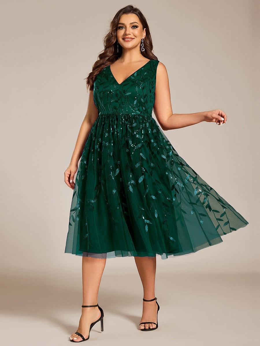 Plus Size A-Line Sleeveless Sequins Appliques Wedding Guest Dress