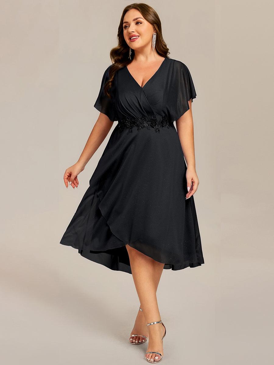 Plus Size Black Short Sleeve A-Line V-Neck Wedding Guest Dress with Appliques