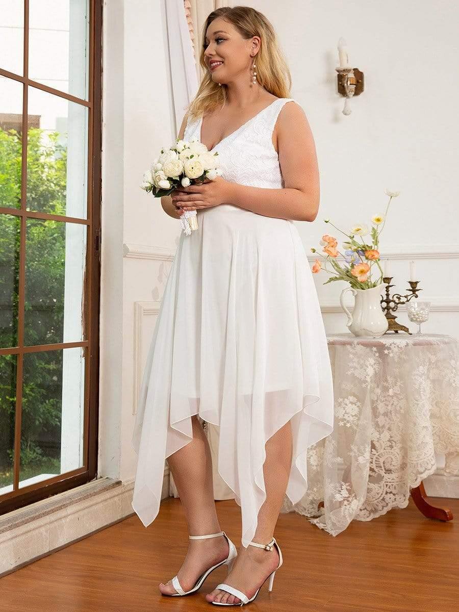 Plus Size A-Line Ruffles V-Neck Prom Lace Dress for Women