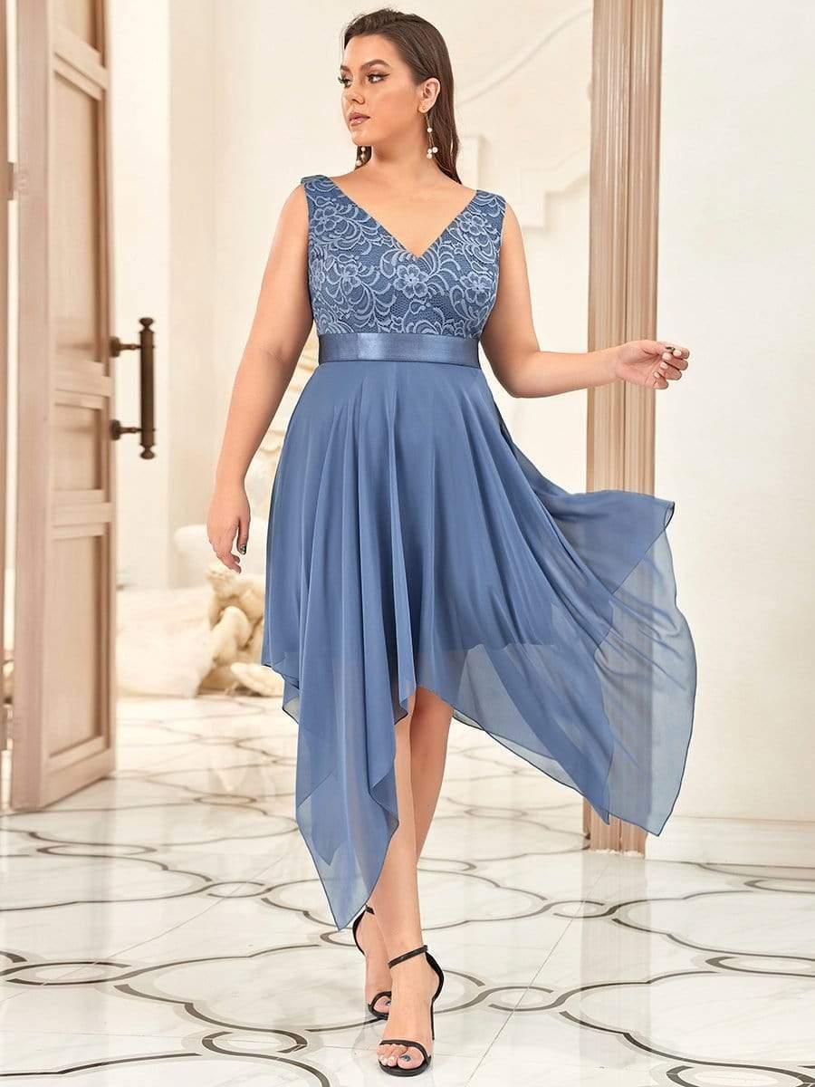 Plus Size A-Line Ruffles V-Neck Prom Lace Dress for Women
