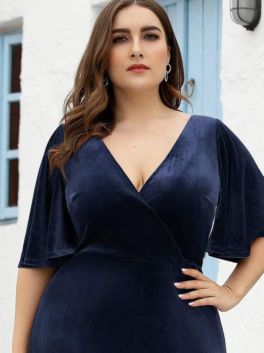 Mature A-Line V-Neck  Plus Size Velvet Maxi Evening Dress with Sleeves