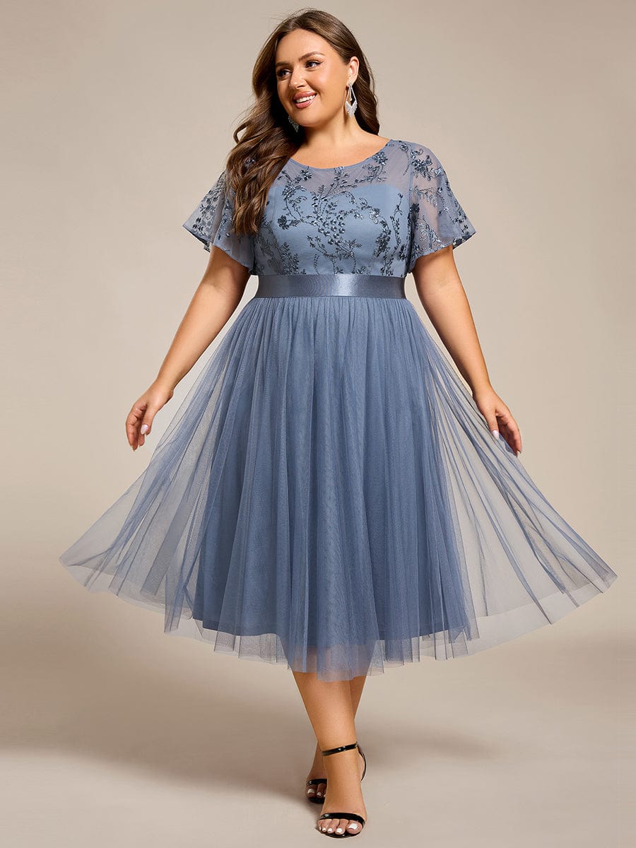A-Line Plus Size Scoop Neck Tulle Midi Junior Bridesmaid Dress with Appliques