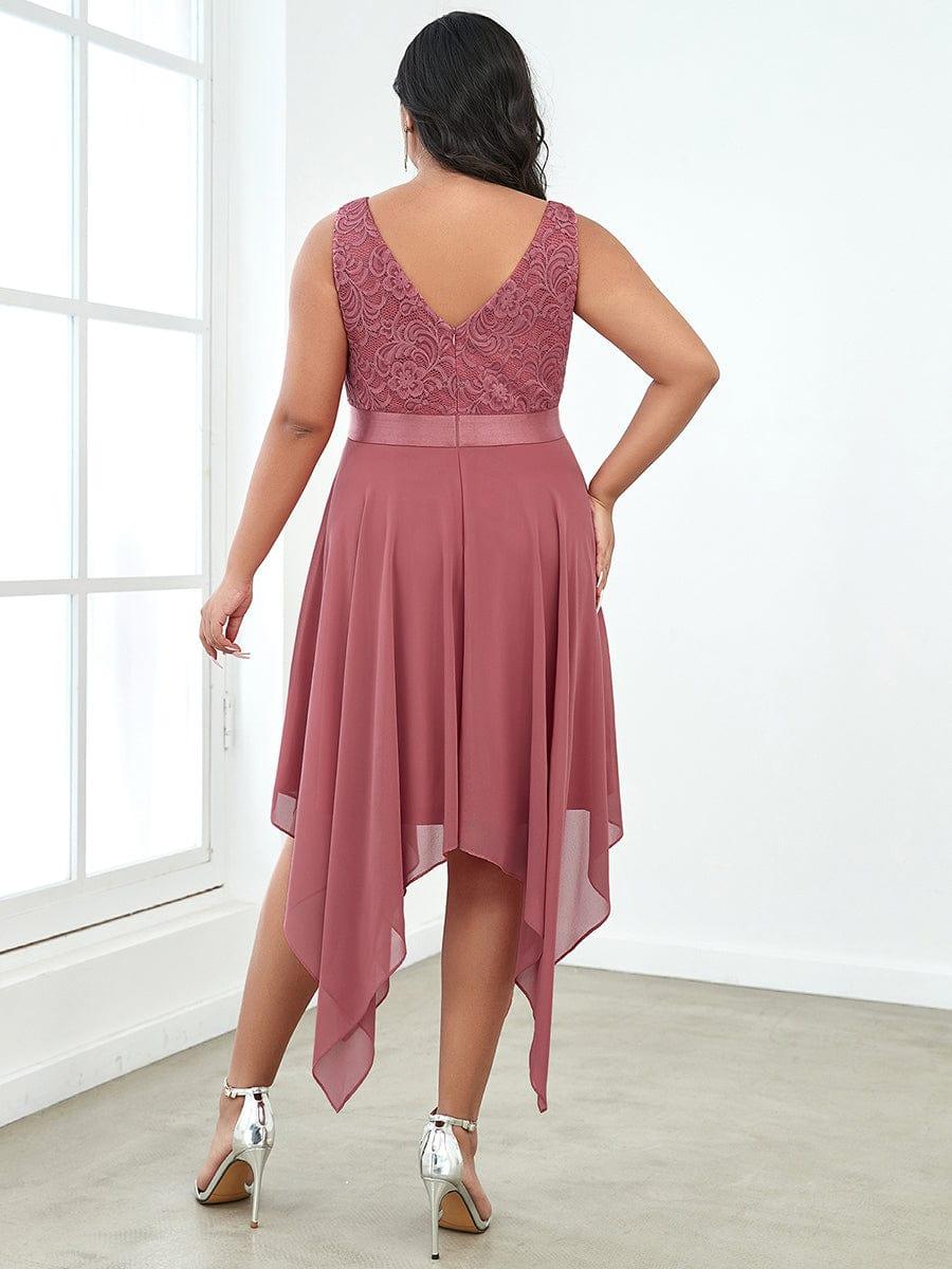 Plus Size A-Line Ruffles V-Neck Prom Lace Dress for Women